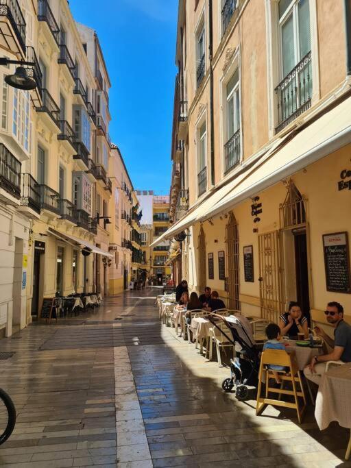 Centrico Apartamento En Málaga Buitenkant foto
